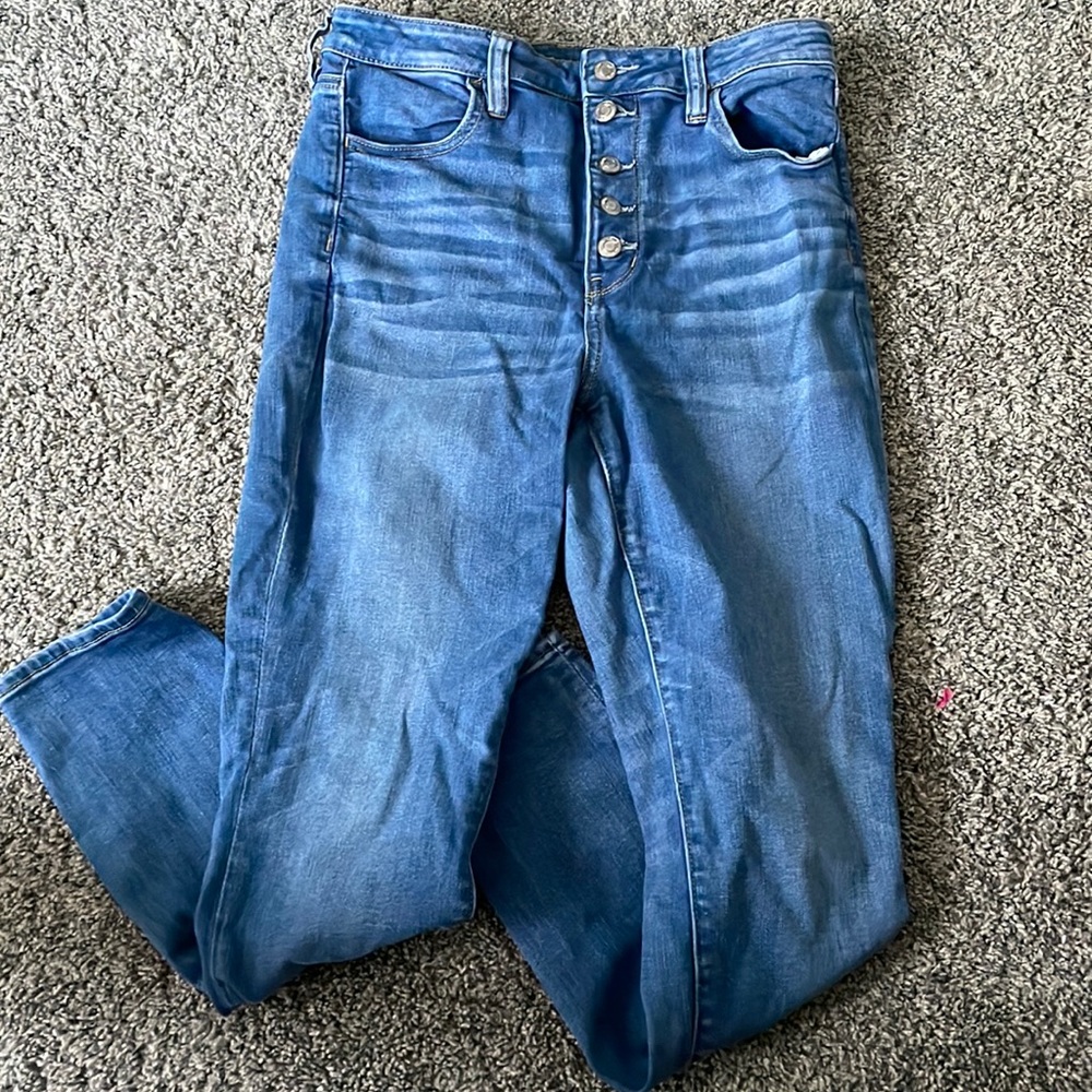 Woman’s 12 high rise jeans